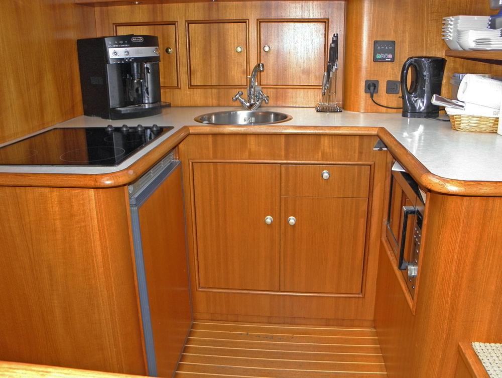 Vorschiff, Innenausstattung